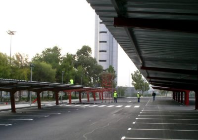 Construcción de prácticas del personal del servicio de extinción de incendios y aparcamiento (B.T.O.). Aeropuerto de Alicante. Alicante, España.