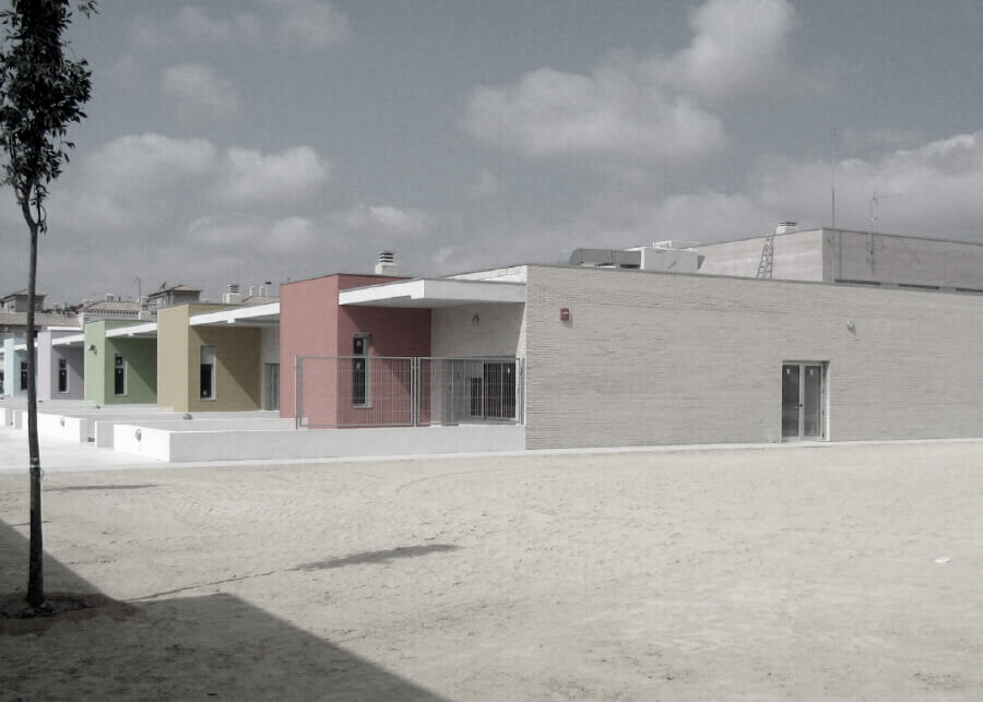 Centro de educación infantil y primaria nº 11 en  Torrevieja. Alicante, España.