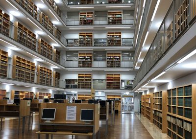 Reforma de la instalación de iluminación de la Biblioteca de Ciencias Sociales Gregorio Maians del Campus de Tarongers